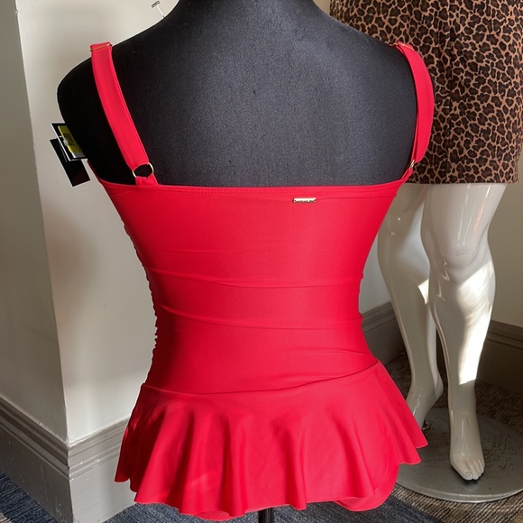 NWT swim suit - Picture 4 of 5